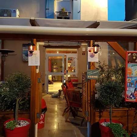 L'auberge Chez Pascal Nocleg ze śniadaniem Saint-Julien-de-Cassagnas