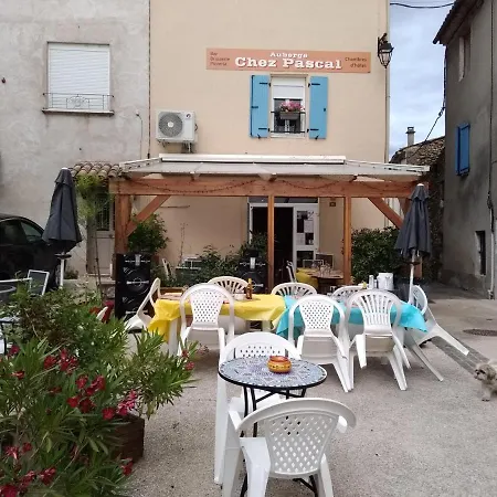 L'auberge Chez Pascal Couette-café *