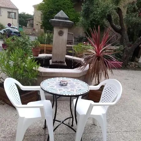 L'auberge Chez Pascal Couette-café Saint-Julien-de-Cassagnas